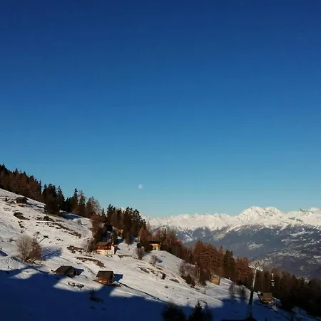 With Nendaz View Apartment *